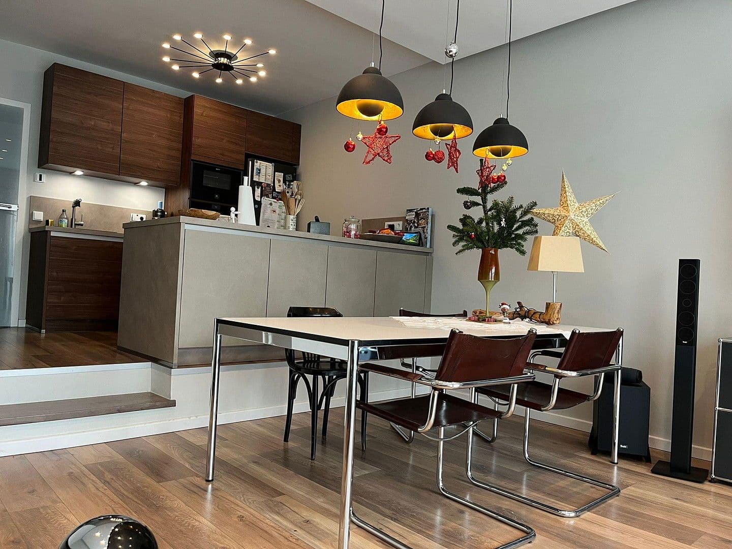 Predaj domu 146 m², pozemek 148 m², Oligschlägerweg 17, Solingen, Severné Porýnie - Westfálsko Predaj domu 146 m², pozemek 148 m², Oligschlägerweg 17, Solingen, Severné Porýnie - Westfálsko