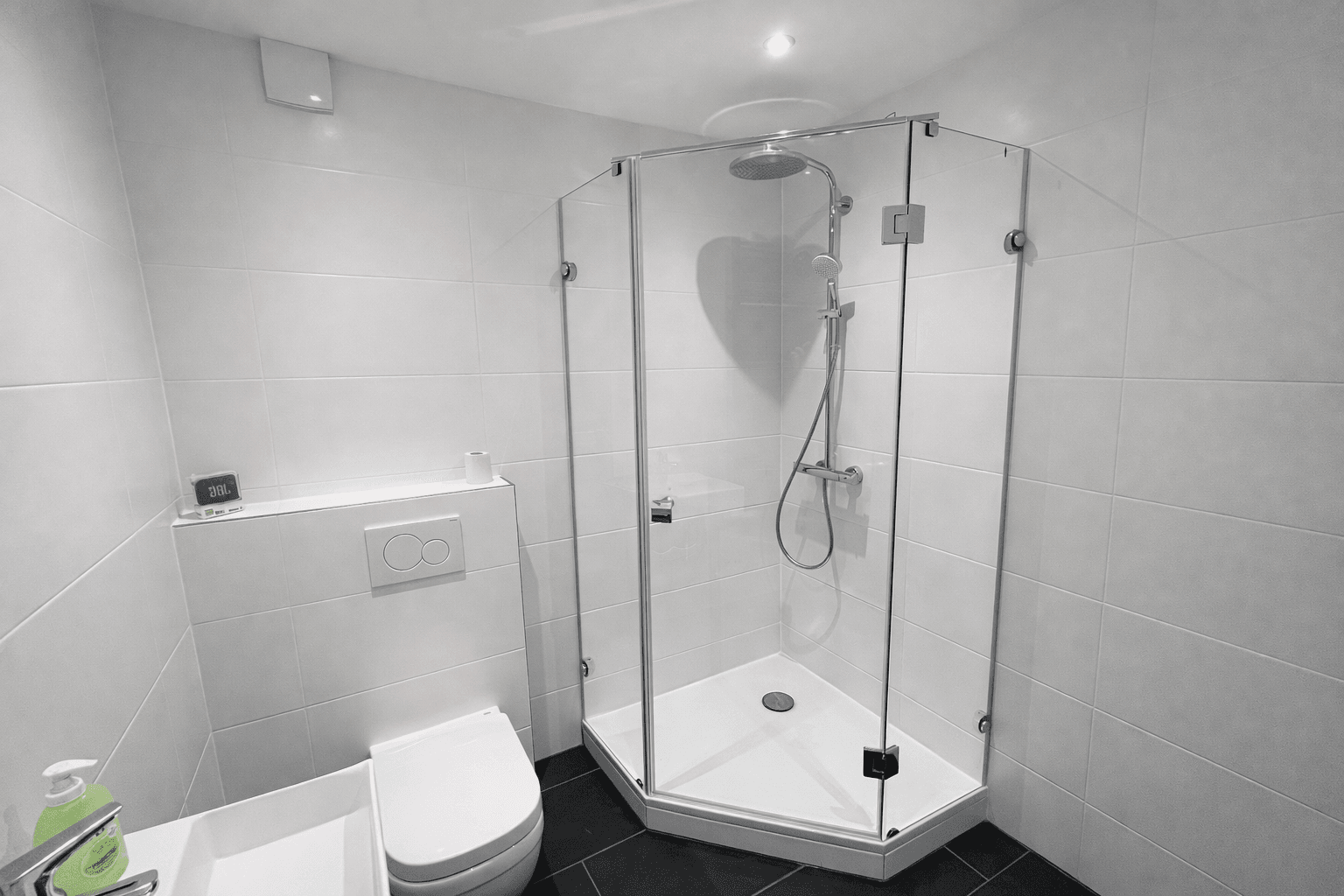 Prenájom bytu 3-izbový 86 m², Ulm, Bádensko-Wurttembersko Prenájom bytu 3-izbový 86 m², Ulm, Bádensko-Wurttembersko