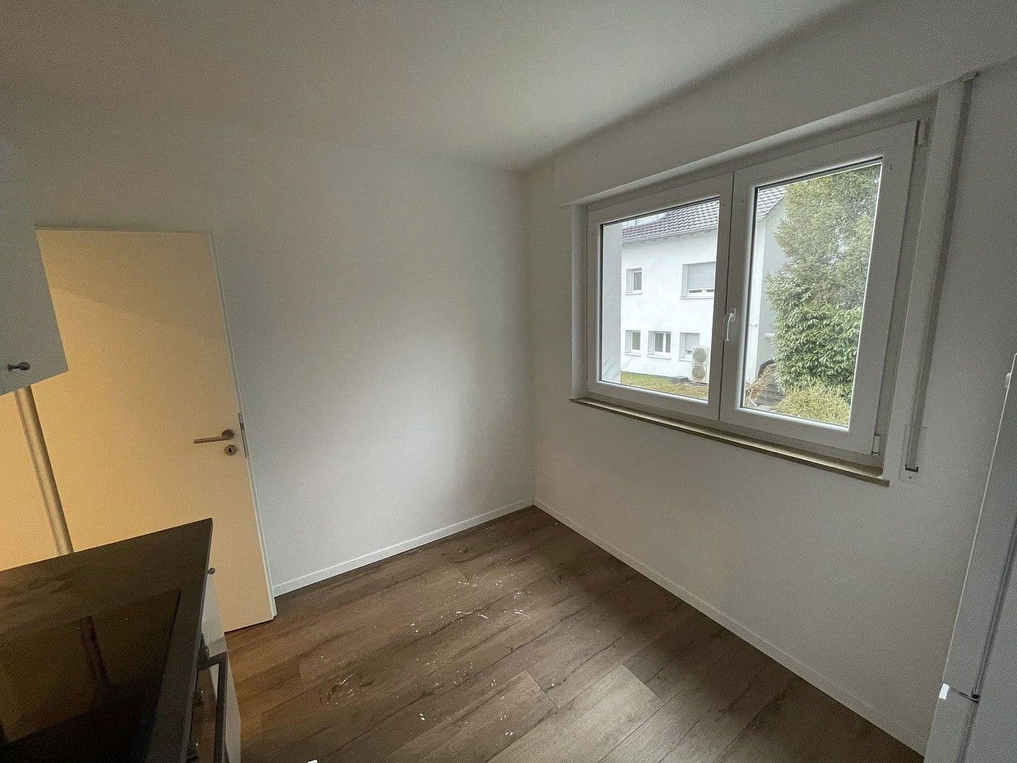 Prenájom bytu 2-izbový 62 m², Brandenburger Straße 2, Esslingen am Neckar, Bádensko-Wurttembersko Prenájom bytu 2-izbový 62 m², Brandenburger Straße 2, Esslingen am Neckar, Bádensko-Wurttembersko