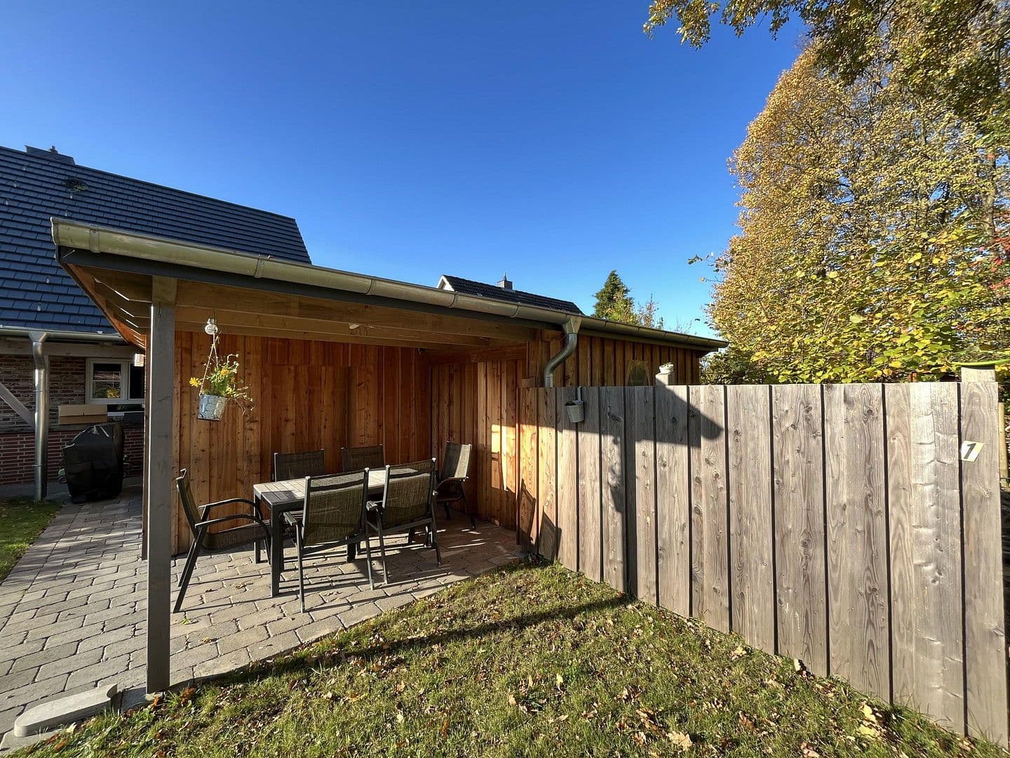 Predaj domu 146 m², pozemek 815 m², Tellingstedt, Šlezvicko-Holštajnsko Predaj domu 146 m², pozemek 815 m², Tellingstedt, Šlezvicko-Holštajnsko