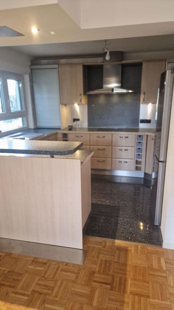 Predaj bytu 3-izbový 93 m², Untergruppenbach, Bádensko-Wurttembersko Predaj bytu 3-izbový 93 m², Untergruppenbach, Bádensko-Wurttembersko