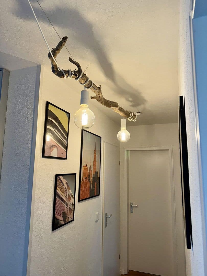 Prenájom bytu 4-izbový 90 m², München, Bavorsko Prenájom bytu 4-izbový 90 m², München, Bavorsko