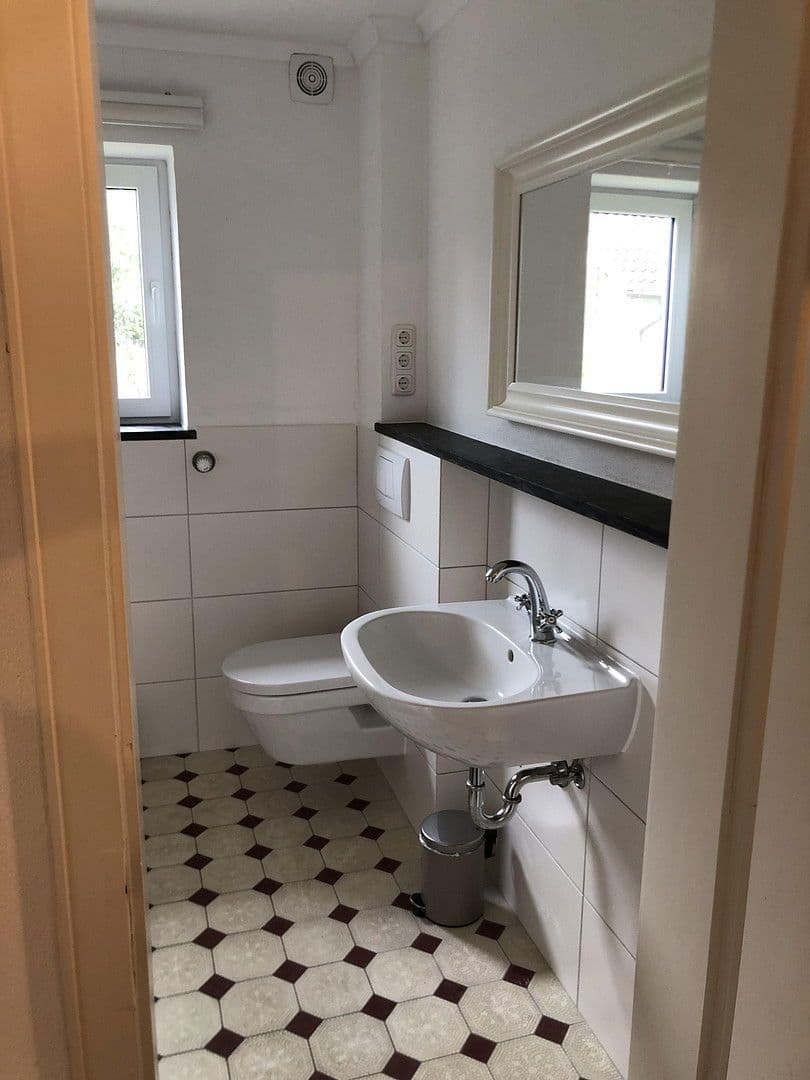 Prenájom bytu 3-izbový 70 m², Schondorf, Bavorsko Prenájom bytu 3-izbový 70 m², Schondorf, Bavorsko