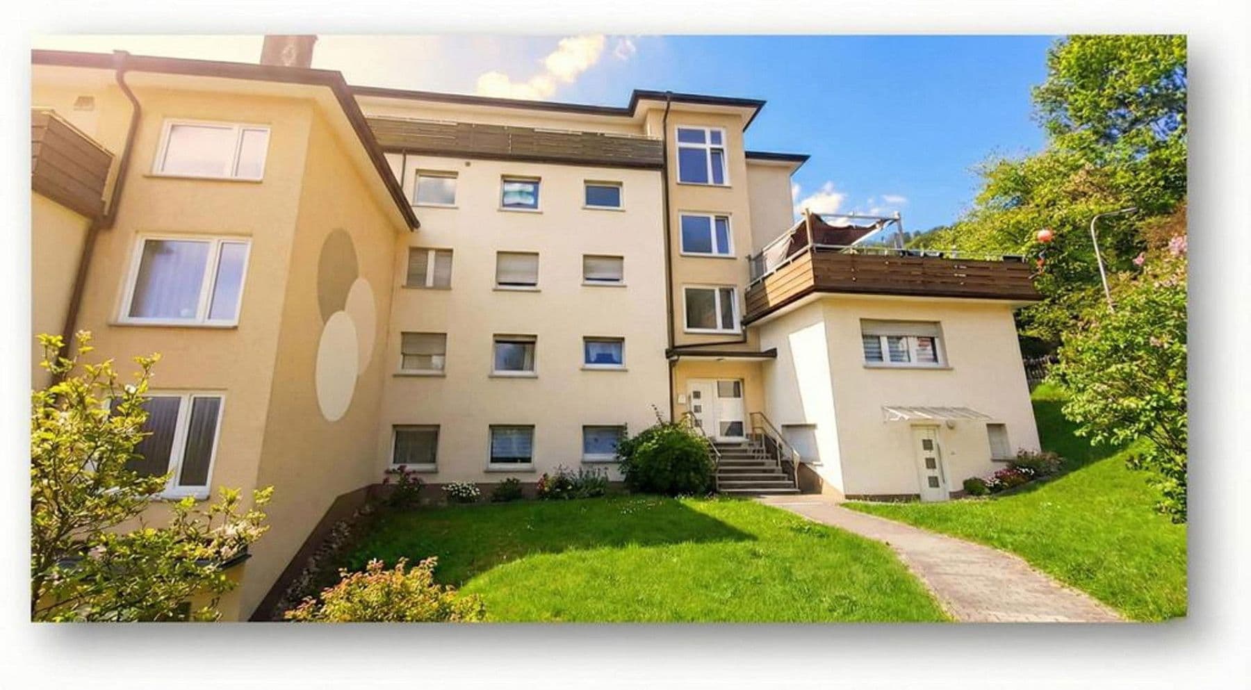 Prenájom bytu 3-izbový 98 m², Gartenstraße 13, Werdohl, Severné Porýnie - Westfálsko Prenájom bytu 3-izbový 98 m², Gartenstraße 13, Werdohl, Severné Porýnie - Westfálsko