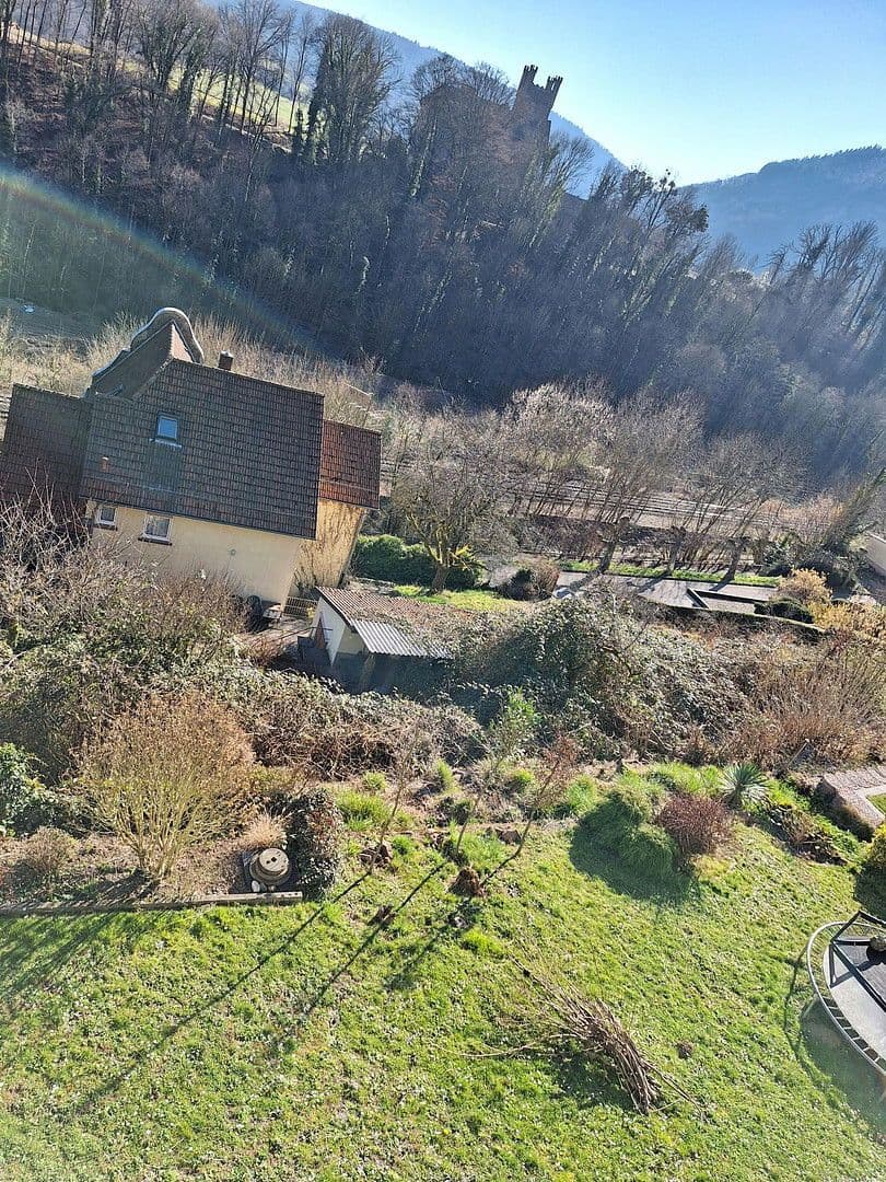 Predaj domu 180 m², pozemek 604 m², Neckarsteinach, Hesensko Predaj domu 180 m², pozemek 604 m², Neckarsteinach, Hesensko