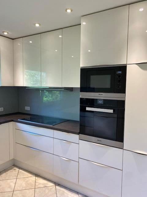 Predaj domu 220 m², pozemek 1.041 m², Berlin, Berlín Predaj domu 220 m², pozemek 1.041 m², Berlin, Berlín