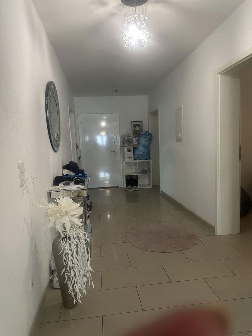 Prenájom bytu 7-izbový 211 m², Leverkusen, Severné Porýnie - Westfálsko Prenájom bytu 7-izbový 211 m², Leverkusen, Severné Porýnie - Westfálsko