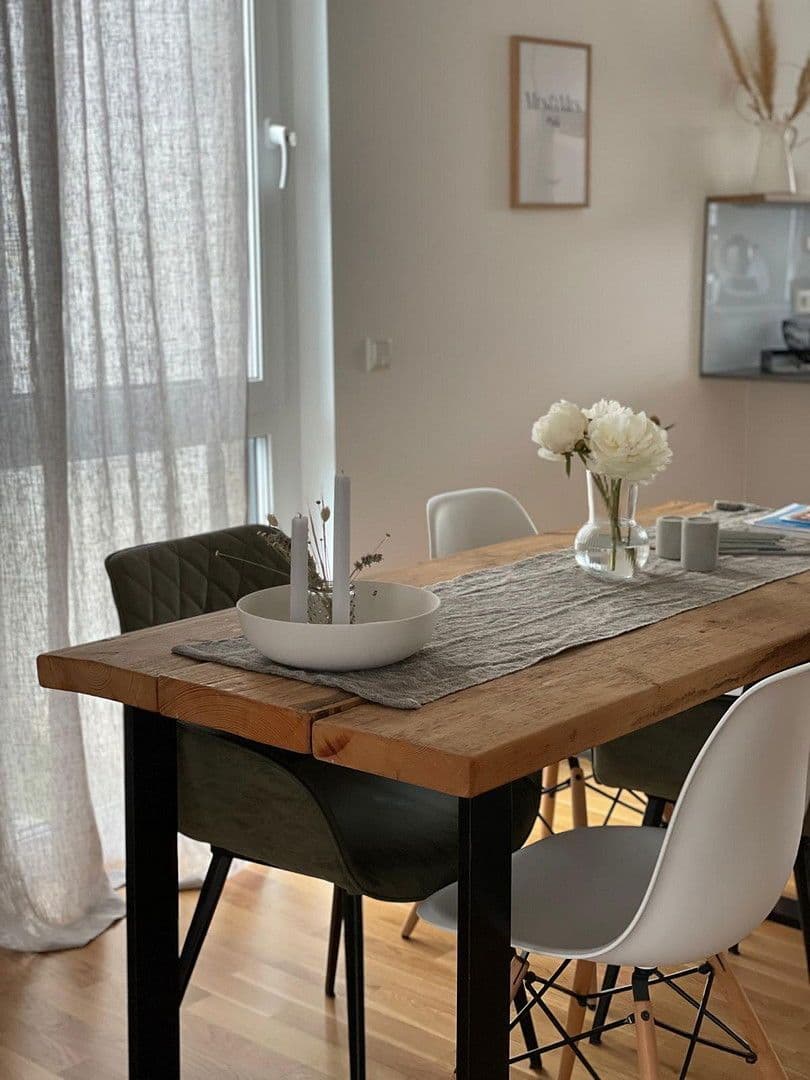 Predaj domu 156 m², pozemek 285 m², Karben, Hesensko Predaj domu 156 m², pozemek 285 m², Karben, Hesensko