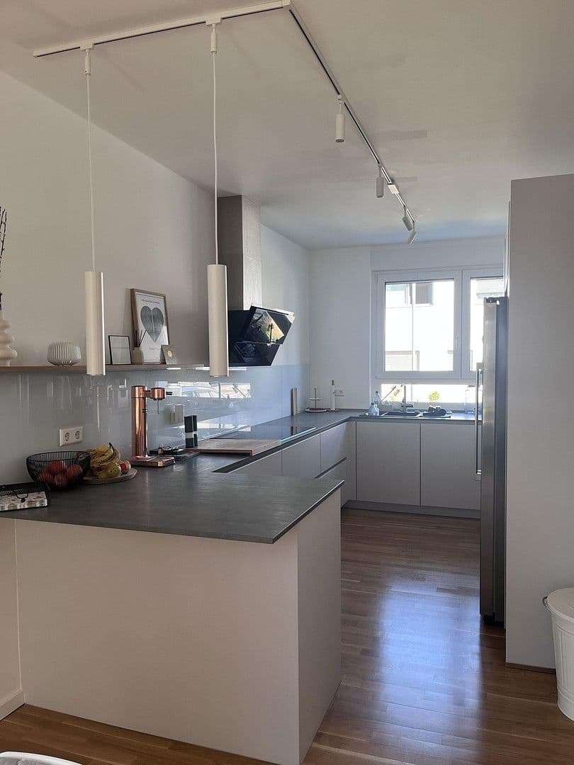 Predaj domu 156 m², pozemek 285 m², Karben, Hesensko Predaj domu 156 m², pozemek 285 m², Karben, Hesensko