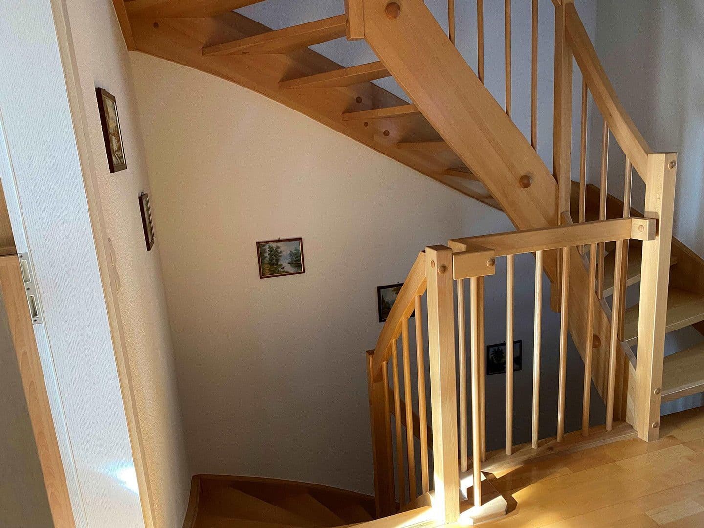 Predaj domu 156 m², pozemek 230 m², Schwäbisch Hall, Bádensko-Wurttembersko Predaj domu 156 m², pozemek 230 m², Schwäbisch Hall, Bádensko-Wurttembersko