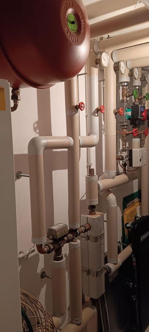 Predaj domu 156 m², pozemek 230 m², Schwäbisch Hall, Bádensko-Wurttembersko Predaj domu 156 m², pozemek 230 m², Schwäbisch Hall, Bádensko-Wurttembersko