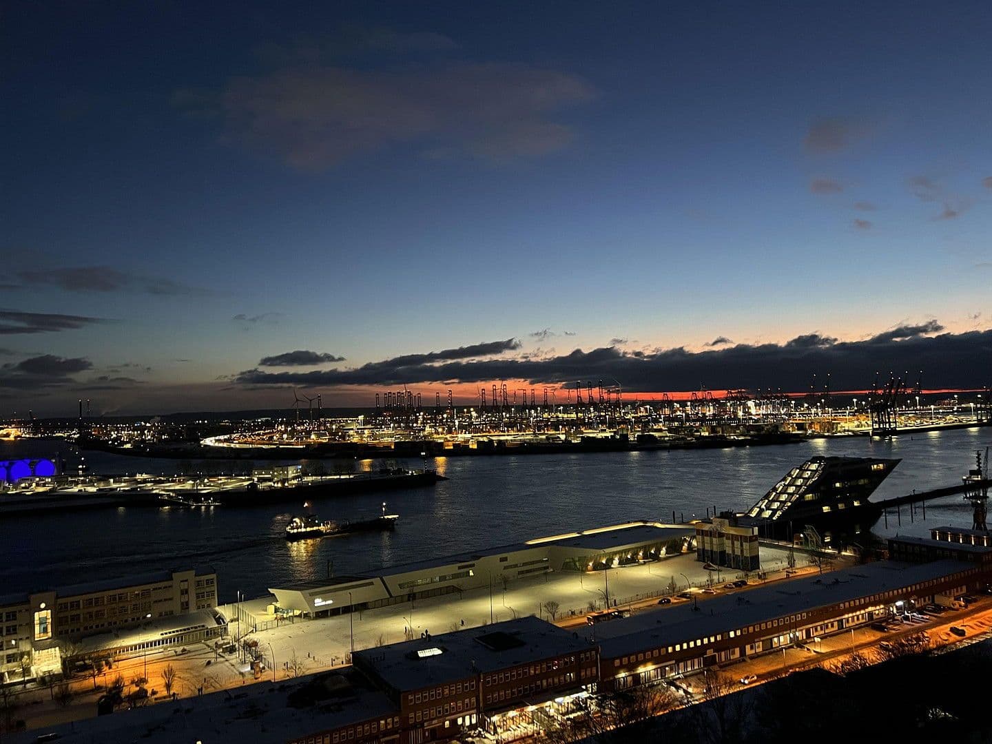 Prenájom bytu 3-izbový 80 m², Palmaille 35, Hamburg, Hamburg Prenájom bytu 3-izbový 80 m², Palmaille 35, Hamburg, Hamburg