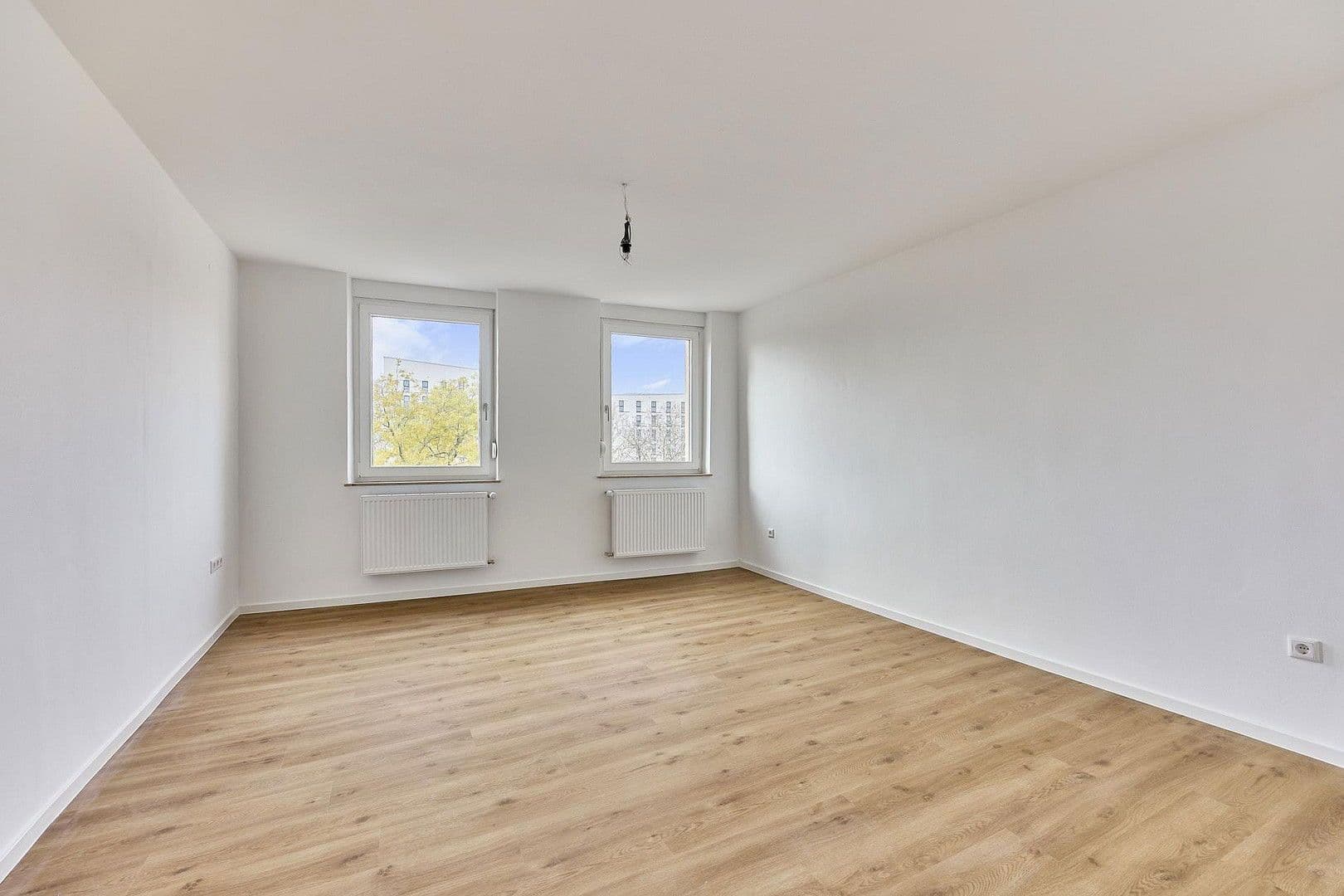 Prenájom bytu 2-izbový 64 m², Amerikaner Str. 13, Mannheim, Bádensko-Wurttembersko Prenájom bytu 2-izbový 64 m², Amerikaner Str. 13, Mannheim, Bádensko-Wurttembersko