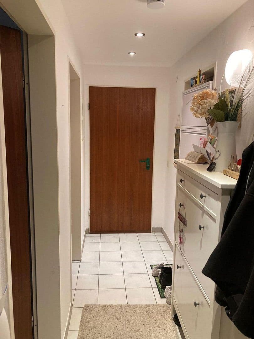 Prenájom bytu 2-izbový 70 m², Malsch, Bádensko-Wurttembersko Prenájom bytu 2-izbový 70 m², Malsch, Bádensko-Wurttembersko