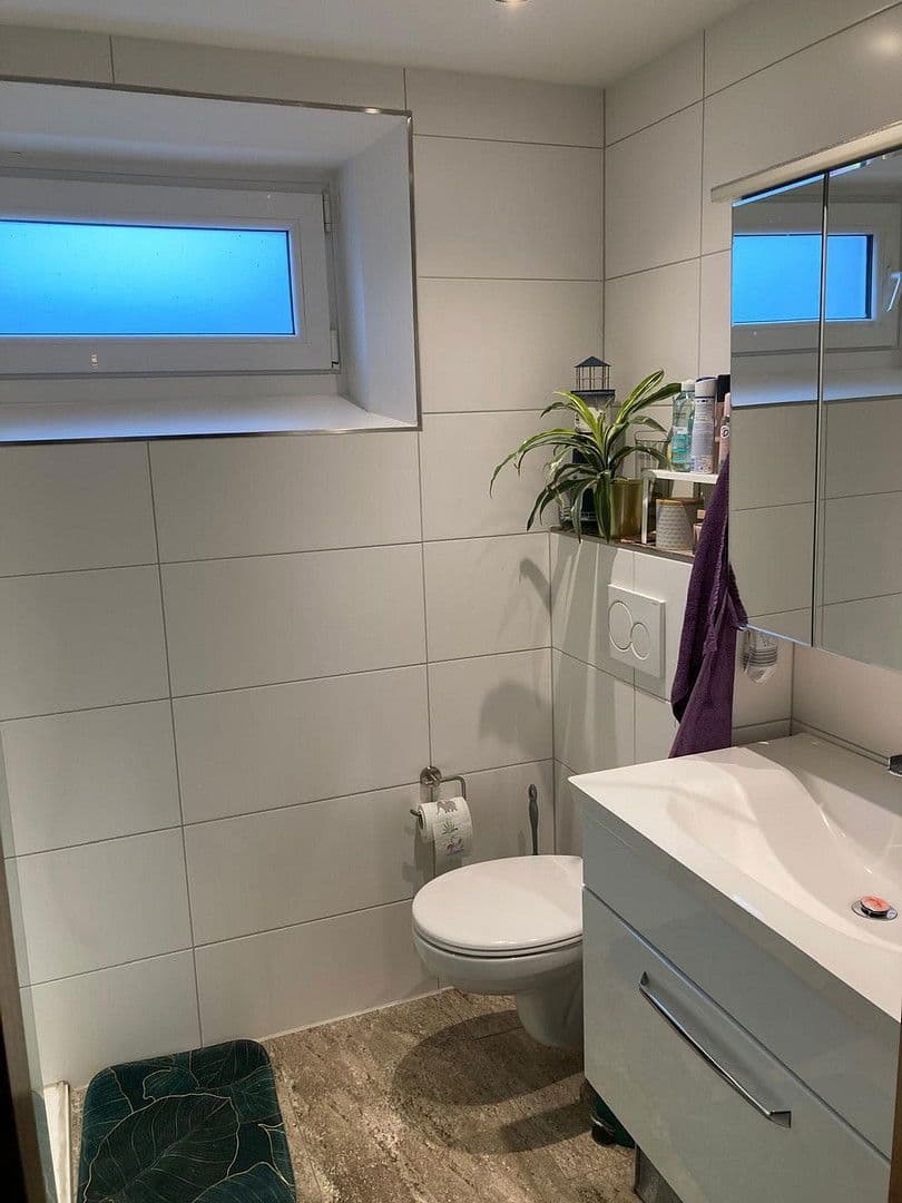 Prenájom bytu 2-izbový 70 m², Malsch, Bádensko-Wurttembersko Prenájom bytu 2-izbový 70 m², Malsch, Bádensko-Wurttembersko