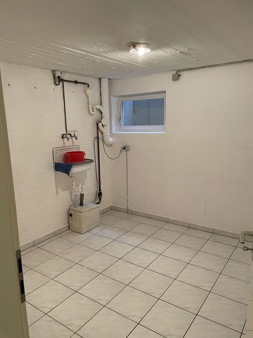 Predaj domu 144 m², pozemek 355 m², Rellingen, Šlezvicko-Holštajnsko Predaj domu 144 m², pozemek 355 m², Rellingen, Šlezvicko-Holštajnsko