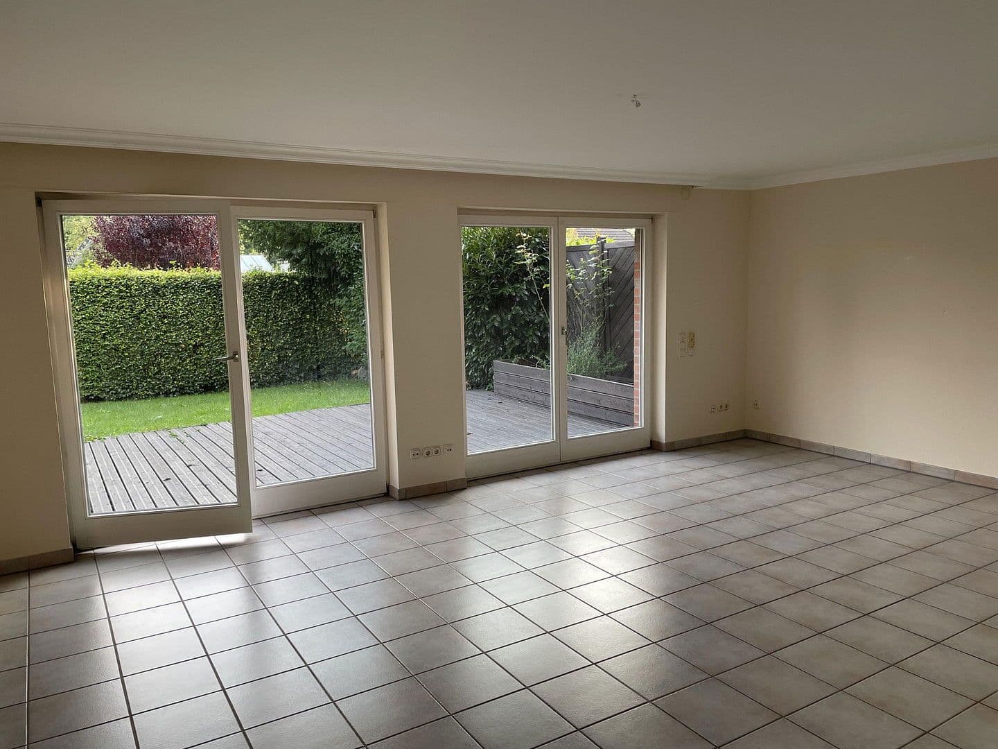 Predaj domu 144 m², pozemek 355 m², Rellingen, Šlezvicko-Holštajnsko Predaj domu 144 m², pozemek 355 m², Rellingen, Šlezvicko-Holštajnsko