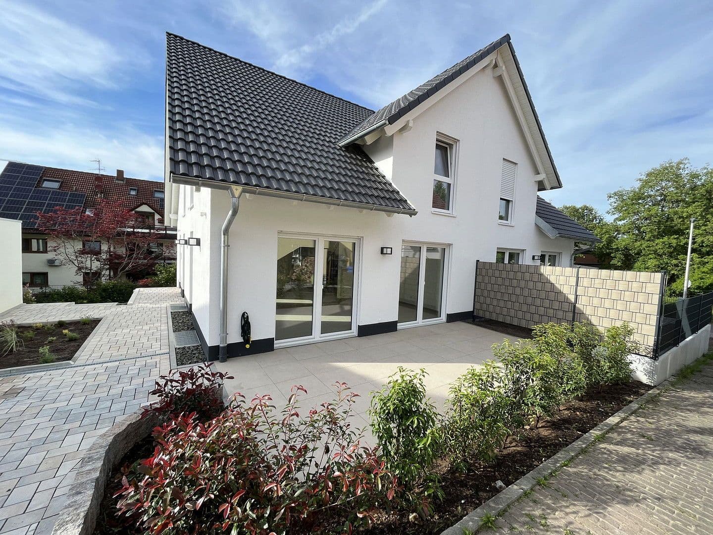 Prenájom domu 144 m², pozemek 252 m², Haibach, Bavorsko Prenájom domu 144 m², pozemek 252 m², Haibach, Bavorsko