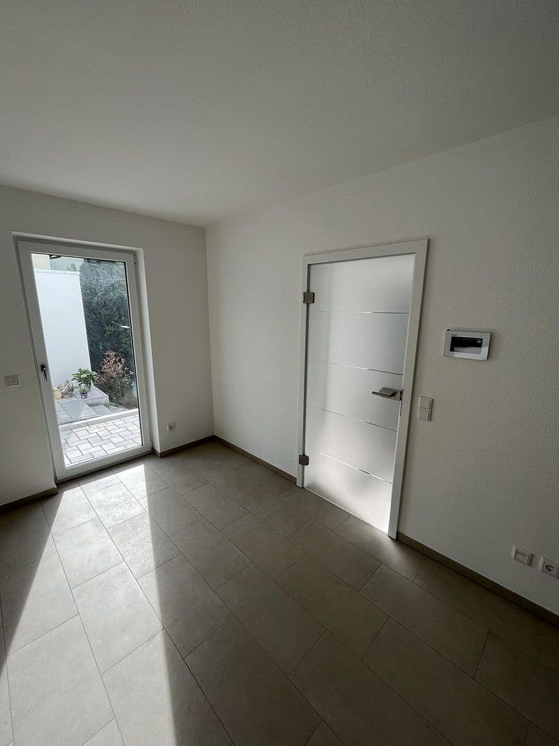 Prenájom domu 144 m², pozemek 252 m², Haibach, Bavorsko Prenájom domu 144 m², pozemek 252 m², Haibach, Bavorsko