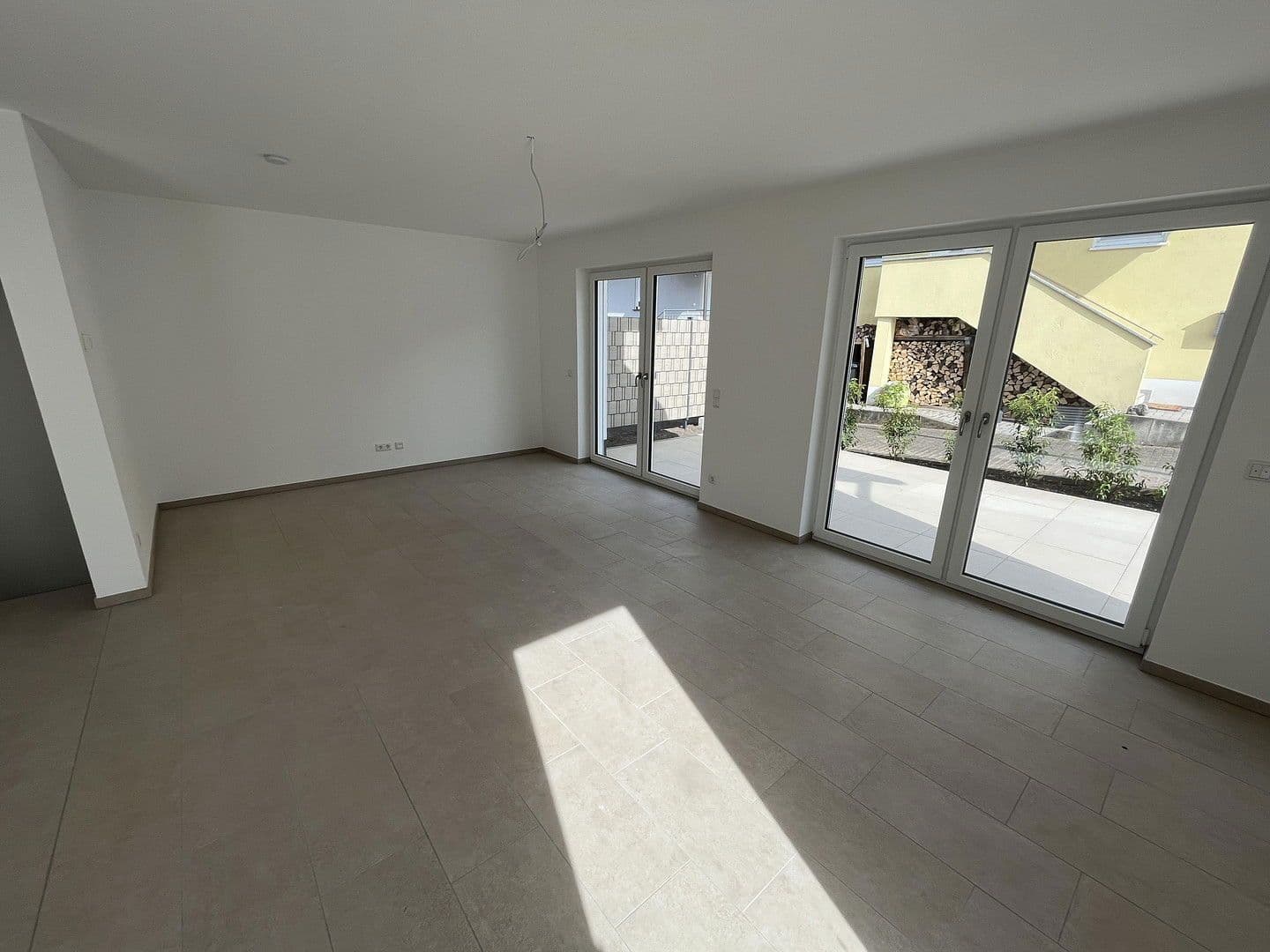 Prenájom domu 144 m², pozemek 252 m², Haibach, Bavorsko Prenájom domu 144 m², pozemek 252 m², Haibach, Bavorsko