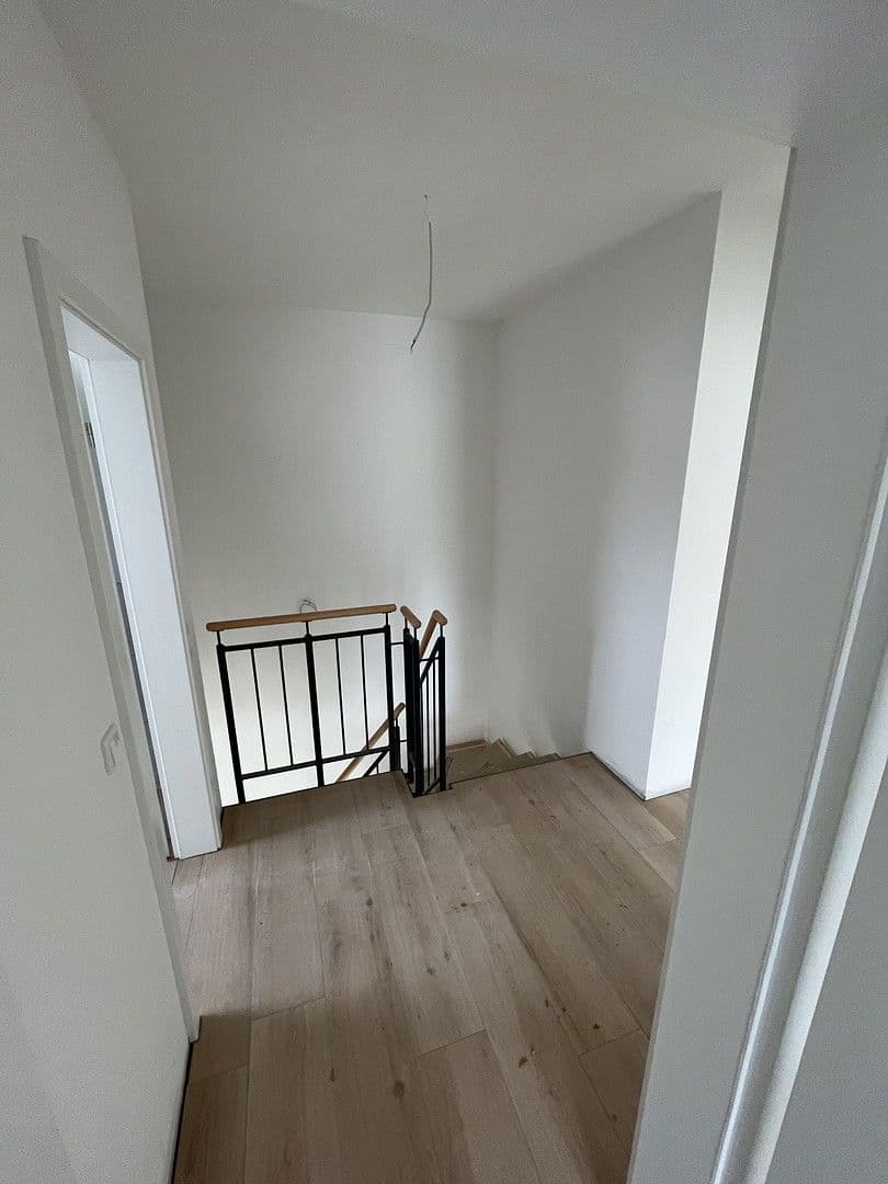 Prenájom domu 144 m², pozemek 252 m², Haibach, Bavorsko Prenájom domu 144 m², pozemek 252 m², Haibach, Bavorsko