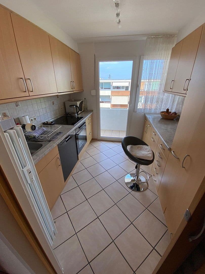 Prenájom bytu 3-izbový 84 m², Jestetten, Bádensko-Wurttembersko Prenájom bytu 3-izbový 84 m², Jestetten, Bádensko-Wurttembersko