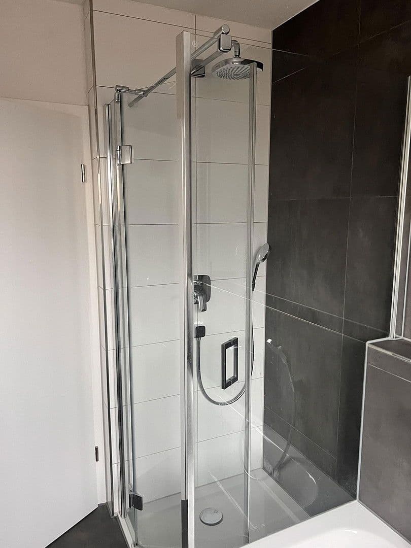 Prenájom bytu 4-izbový 101 m², Rieslingstraße 10, Abstatt, Bádensko-Wurttembersko Prenájom bytu 4-izbový 101 m², Rieslingstraße 10, Abstatt, Bádensko-Wurttembersko