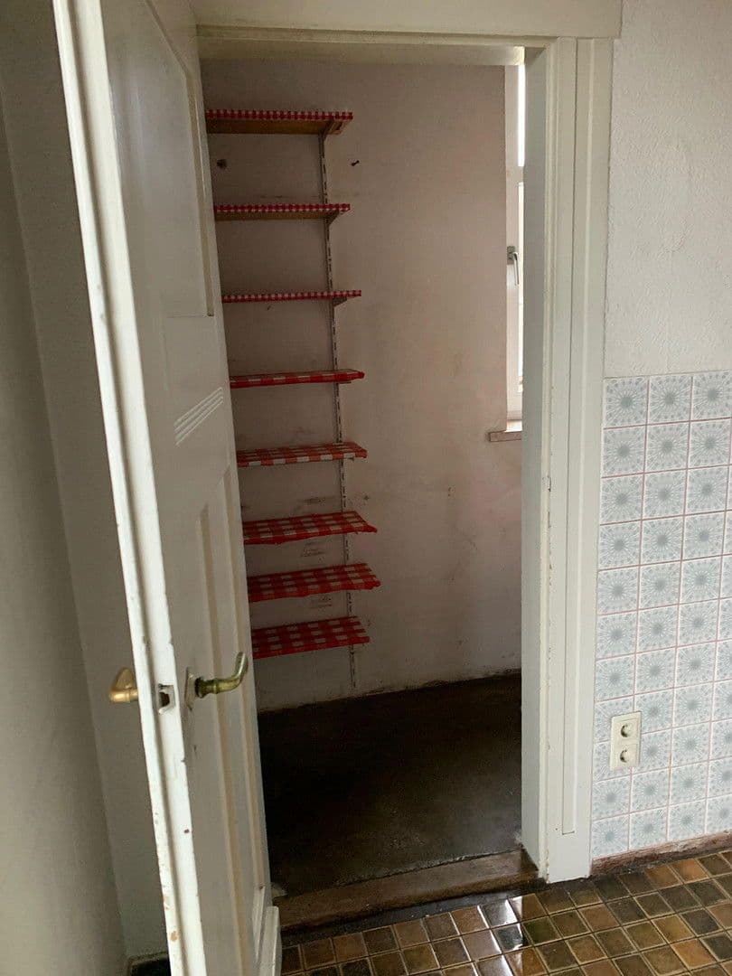 Prenájom bytu 4-izbový 104 m², Bahnhofsrasse, Feldafing, Bavorsko Prenájom bytu 4-izbový 104 m², Bahnhofsrasse, Feldafing, Bavorsko