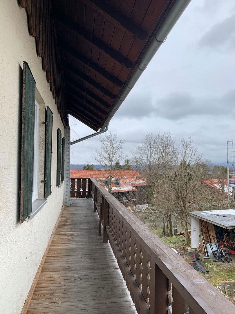 Prenájom bytu 4-izbový 104 m², Bahnhofsrasse, Feldafing, Bavorsko Prenájom bytu 4-izbový 104 m², Bahnhofsrasse, Feldafing, Bavorsko