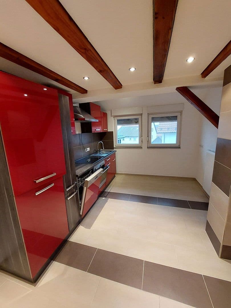 Prenájom bytu 3-izbový 99 m², Pfarrgasse 10, Göppingen, Bádensko-Wurttembersko Prenájom bytu 3-izbový 99 m², Pfarrgasse 10, Göppingen, Bádensko-Wurttembersko