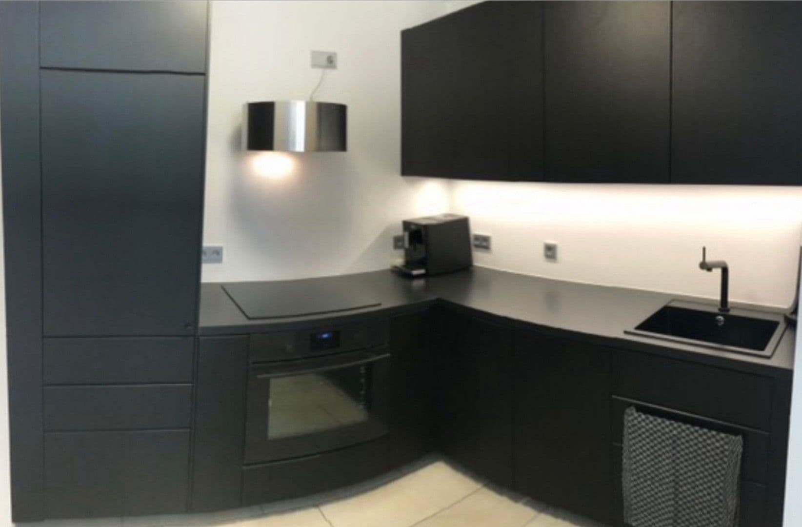 Prenájom bytu 2-izbový 71 m², Maistr. 45, München, Bavorsko Prenájom bytu 2-izbový 71 m², Maistr. 45, München, Bavorsko