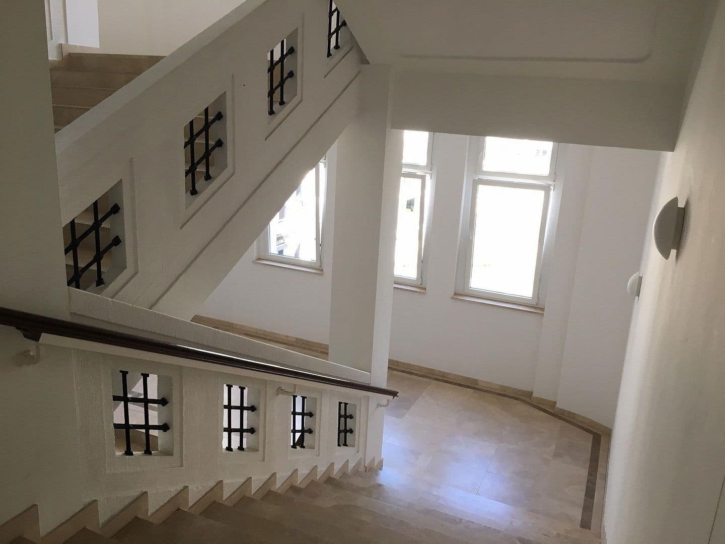 Prenájom bytu 2-izbový 71 m², Maistr. 45, München, Bavorsko Prenájom bytu 2-izbový 71 m², Maistr. 45, München, Bavorsko