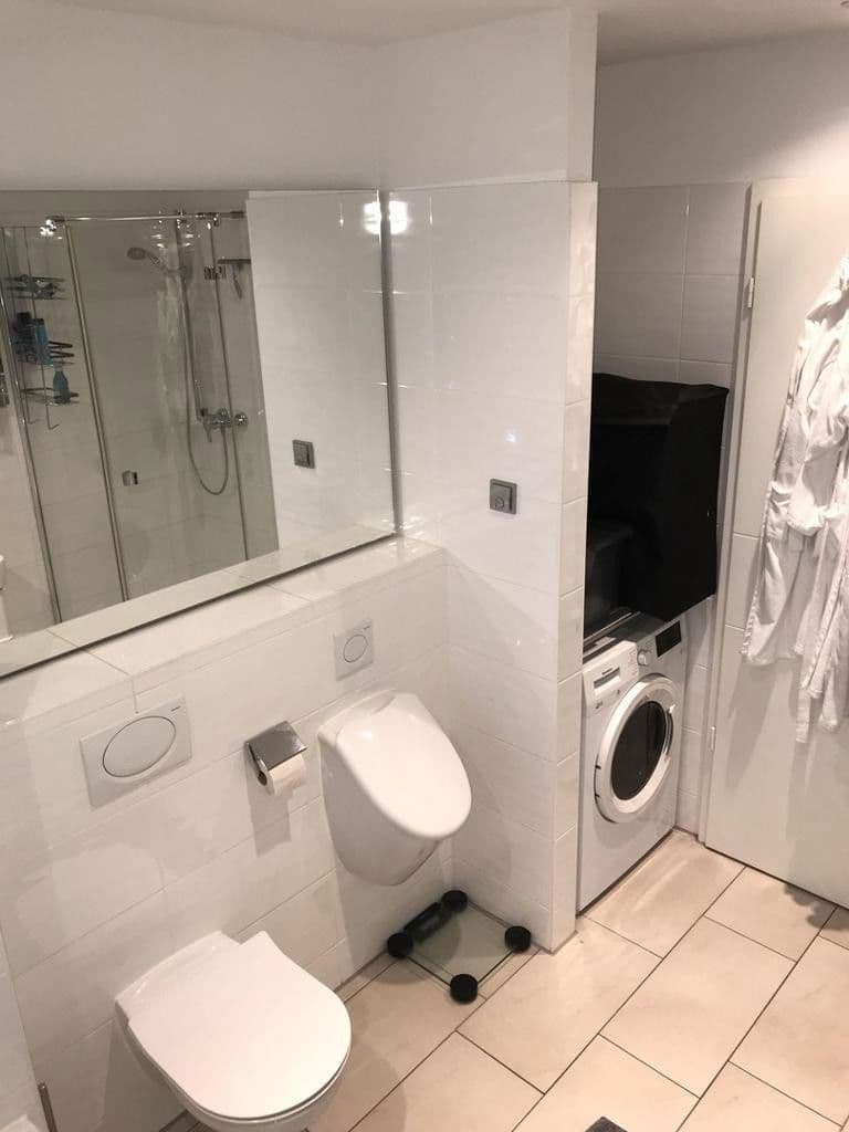 Prenájom bytu 2-izbový 71 m², Maistr. 45, München, Bavorsko Prenájom bytu 2-izbový 71 m², Maistr. 45, München, Bavorsko