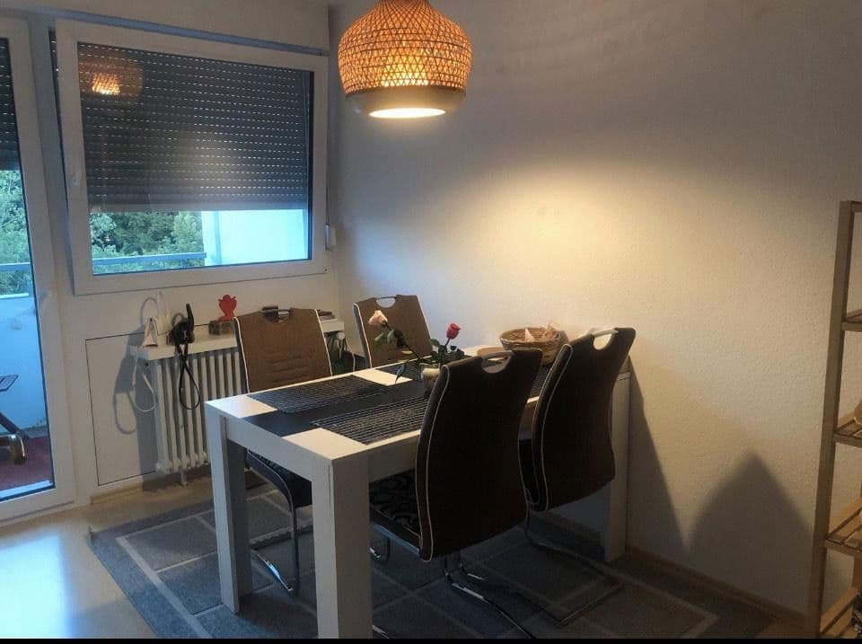 Prenájom bytu 3-izbový 91 m², Eppstein, Hesensko Prenájom bytu 3-izbový 91 m², Eppstein, Hesensko