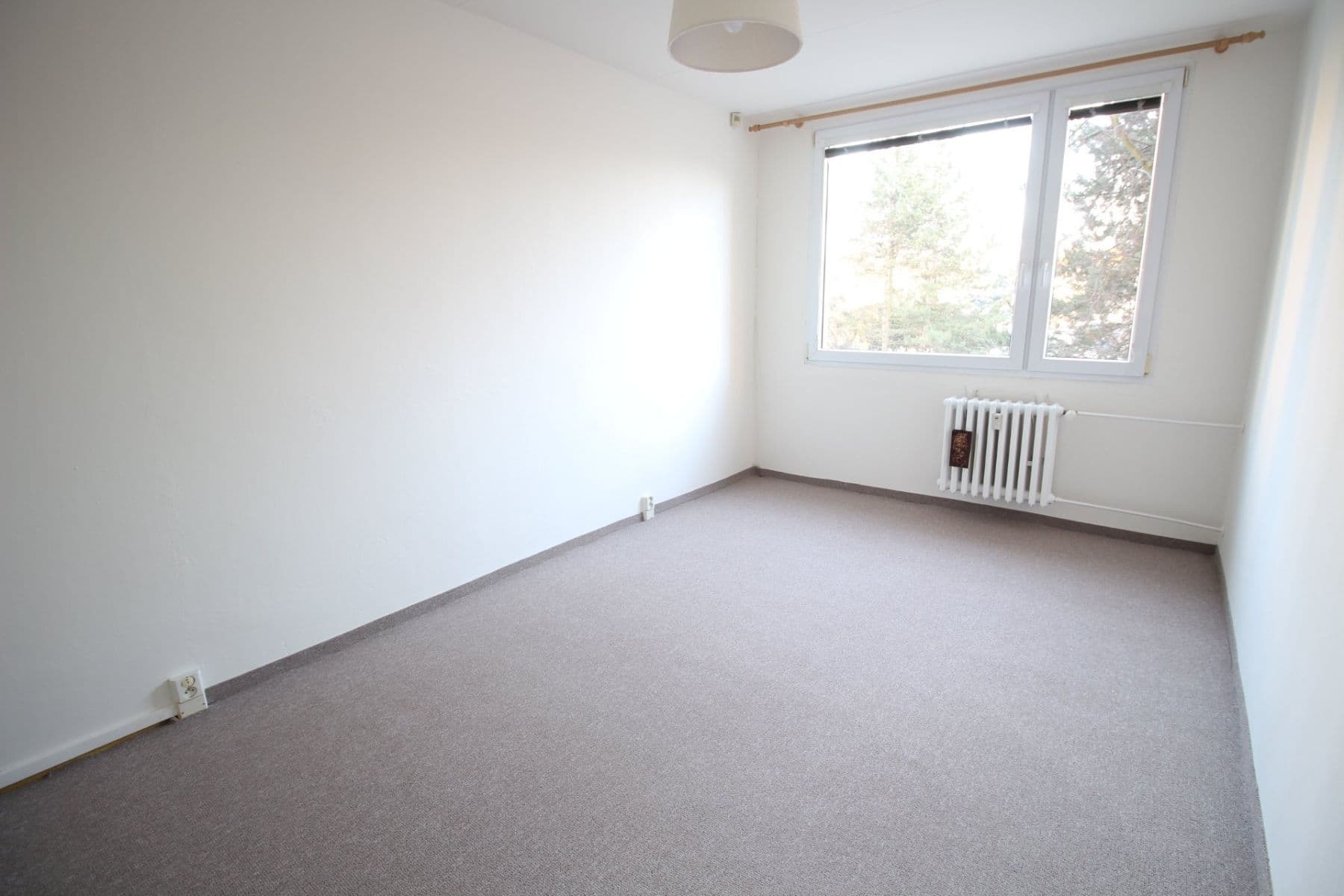 Prenájom bytu 3-izbový 80 m², Volkova, Praha, Praha Prenájom bytu 3-izbový 80 m², Volkova, Praha, Praha