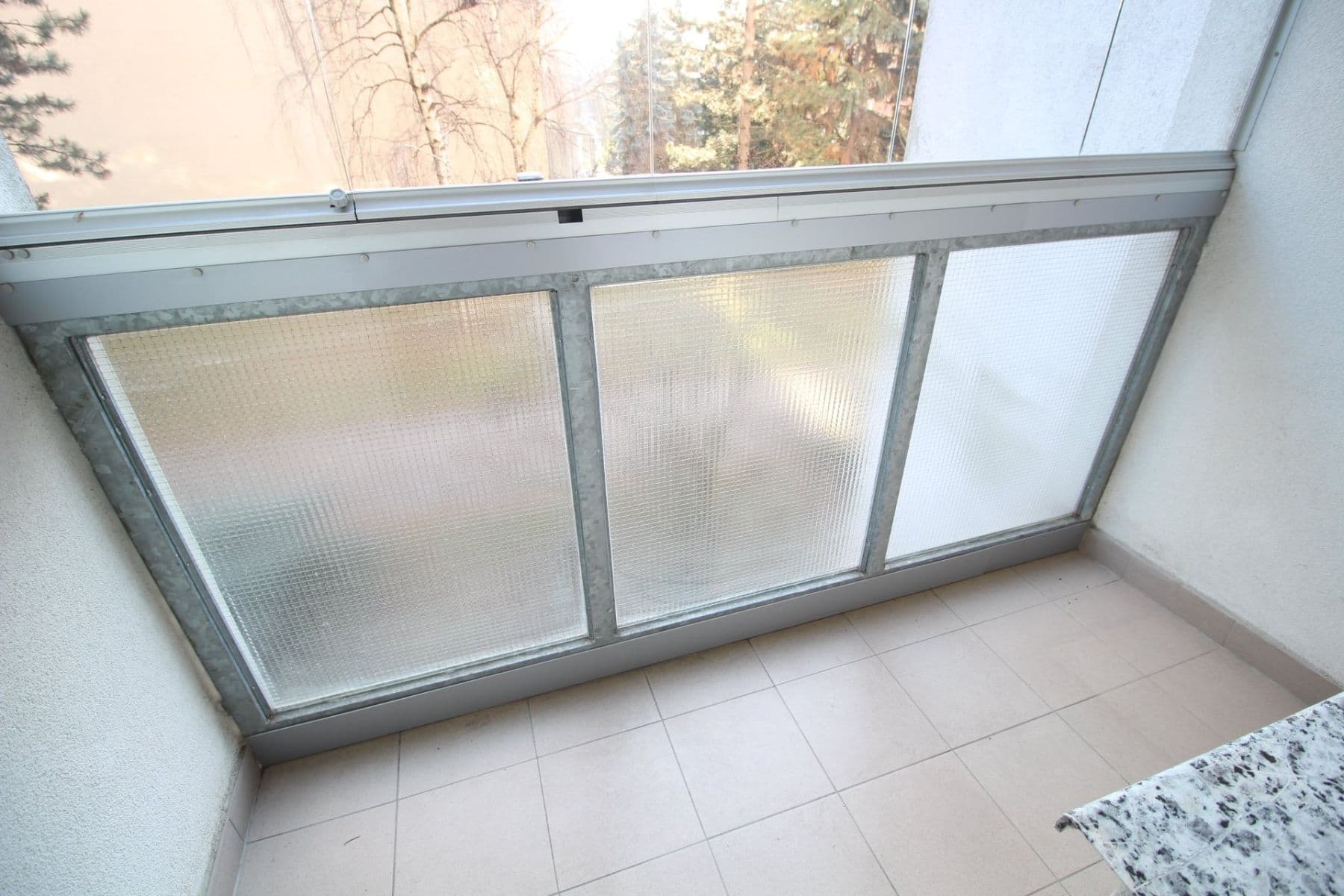 Prenájom bytu 3-izbový 80 m², Volkova, Praha, Praha Prenájom bytu 3-izbový 80 m², Volkova, Praha, Praha