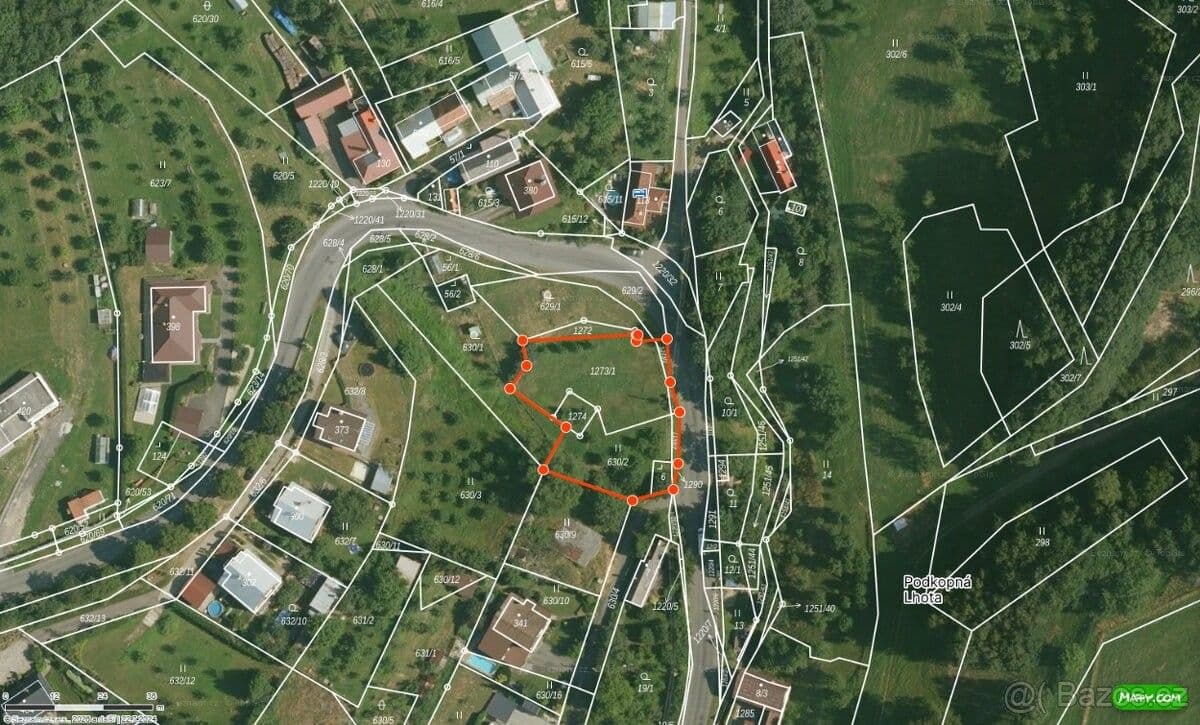 Predaj pozemku 1.271 m², Podkopná Lhota, Zlínský kraj Predaj pozemku 1.271 m², Podkopná Lhota, Zlínský kraj