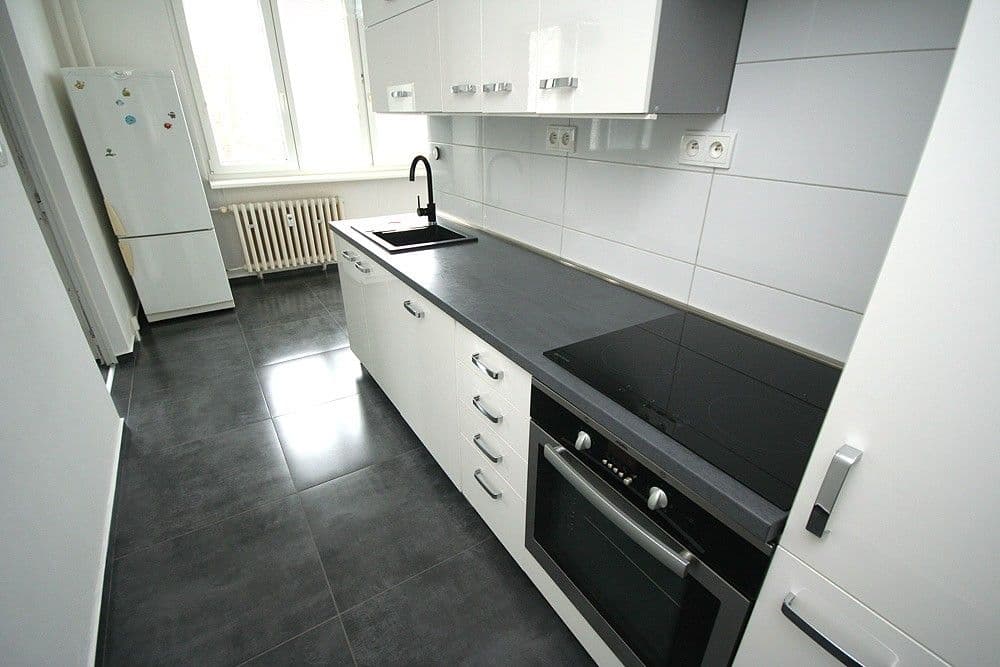 Prenájom bytu 2-izbový 60 m², Pod Parkem, Ústí nad Labem, Ústecký kraj Prenájom bytu 2-izbový 60 m², Pod Parkem, Ústí nad Labem, Ústecký kraj