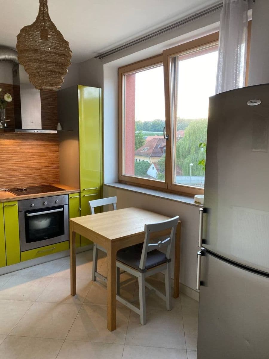 Prenájom bytu 2-izbový 64 m², Rostovská, Praha, Praha Prenájom bytu 2-izbový 64 m², Rostovská, Praha, Praha