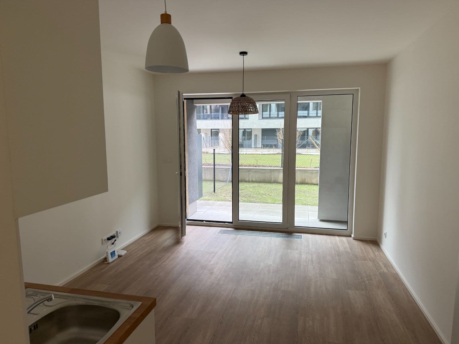 Prenájom bytu 1-izbový 32 m², Poděbradská, Praha, Praha Prenájom bytu 1-izbový 32 m², Poděbradská, Praha, Praha