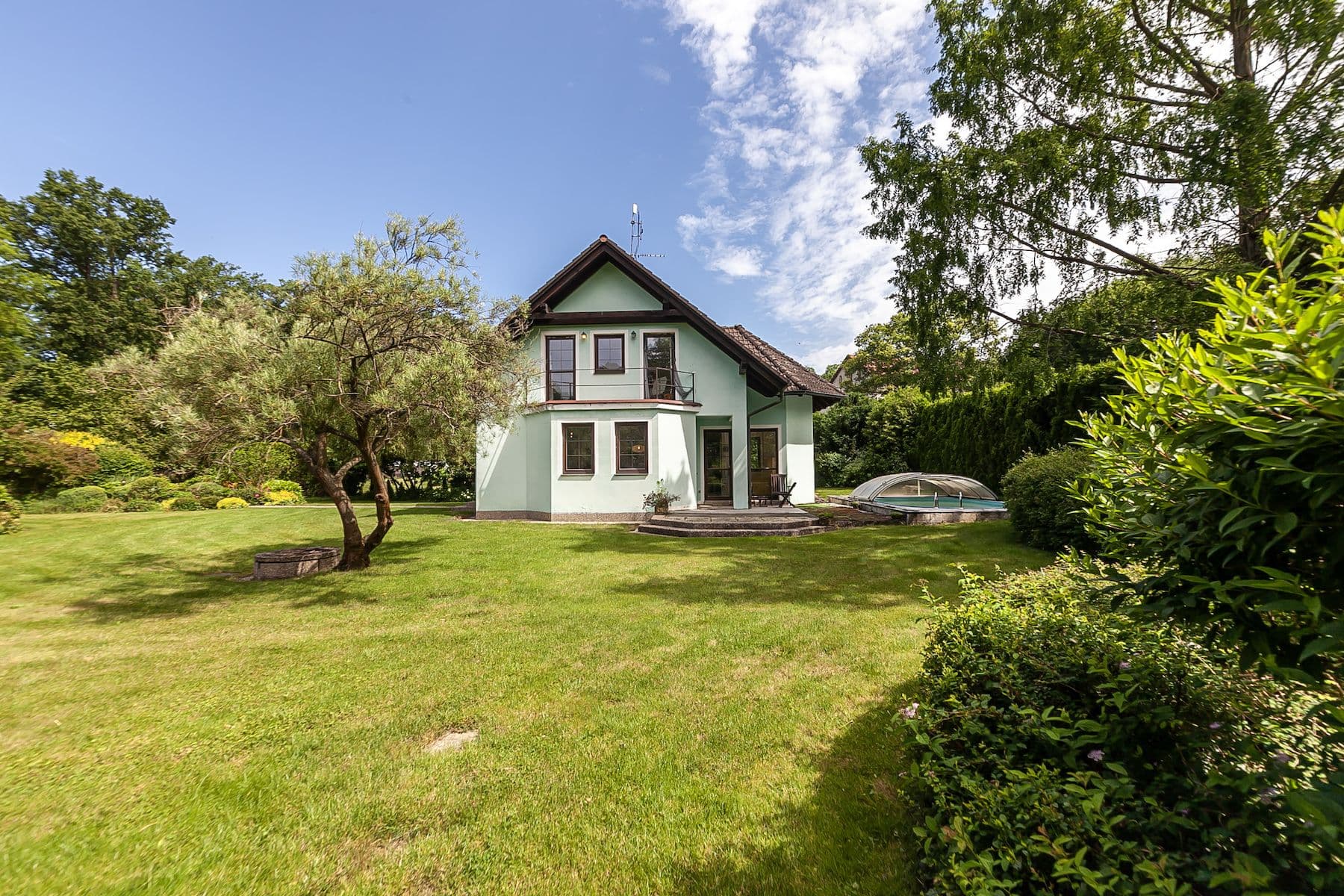 Predaj domu 152 m², pozemek 3.220 m², Na Červeném Hrádku, Sedlčany, Středočeský kraj Predaj domu 152 m², pozemek 3.220 m², Na Červeném Hrádku, Sedlčany, Středočeský kraj