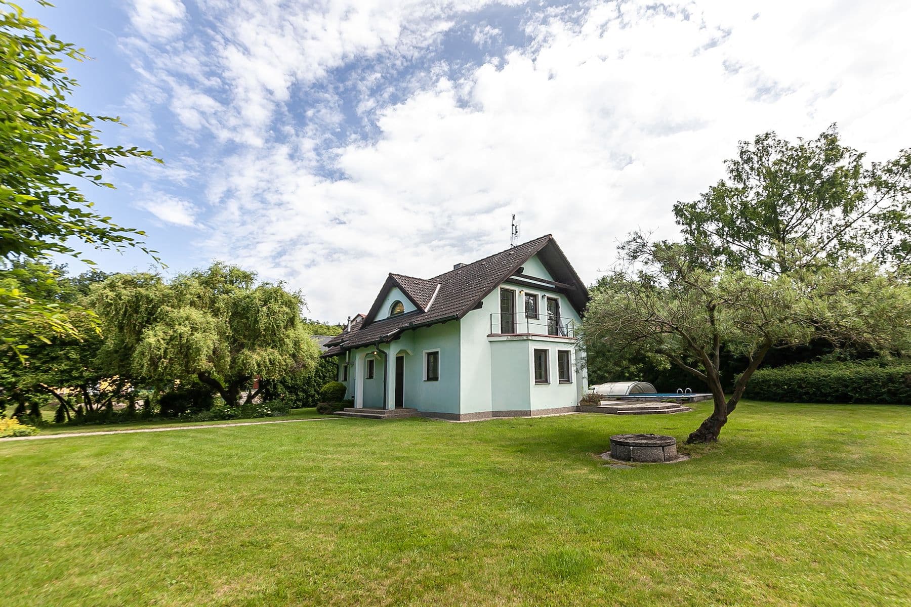 Predaj domu 152 m², pozemek 3.220 m², Na Červeném Hrádku, Sedlčany, Středočeský kraj Predaj domu 152 m², pozemek 3.220 m², Na Červeném Hrádku, Sedlčany, Středočeský kraj