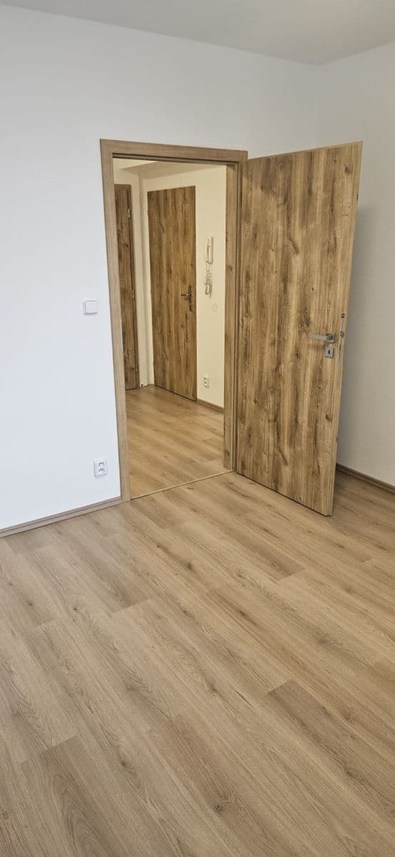 Prenájom bytu 2-izbový 52 m², Hornická, Tišnov, Jihomoravský kraj Prenájom bytu 2-izbový 52 m², Hornická, Tišnov, Jihomoravský kraj