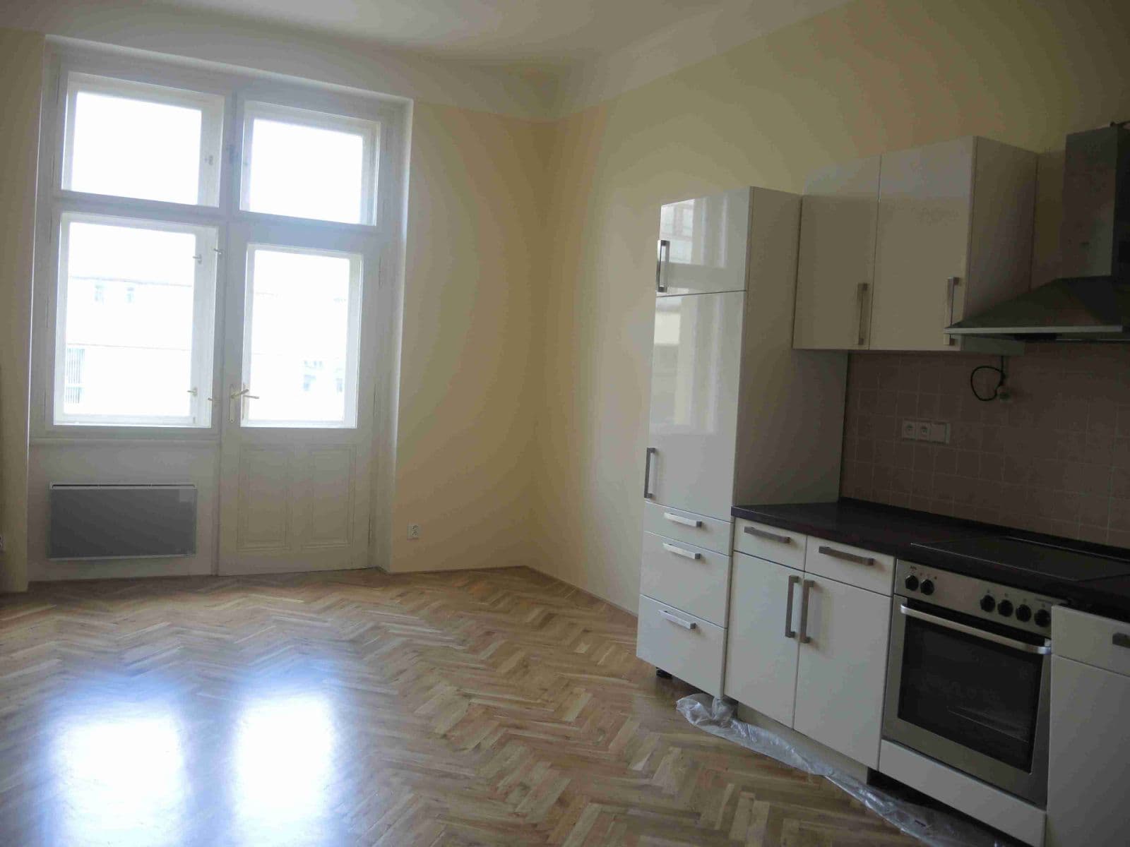 Predaj bytu 3-izbový 79 m², Dukelských hrdinů, Praha, Praha Predaj bytu 3-izbový 79 m², Dukelských hrdinů, Praha, Praha