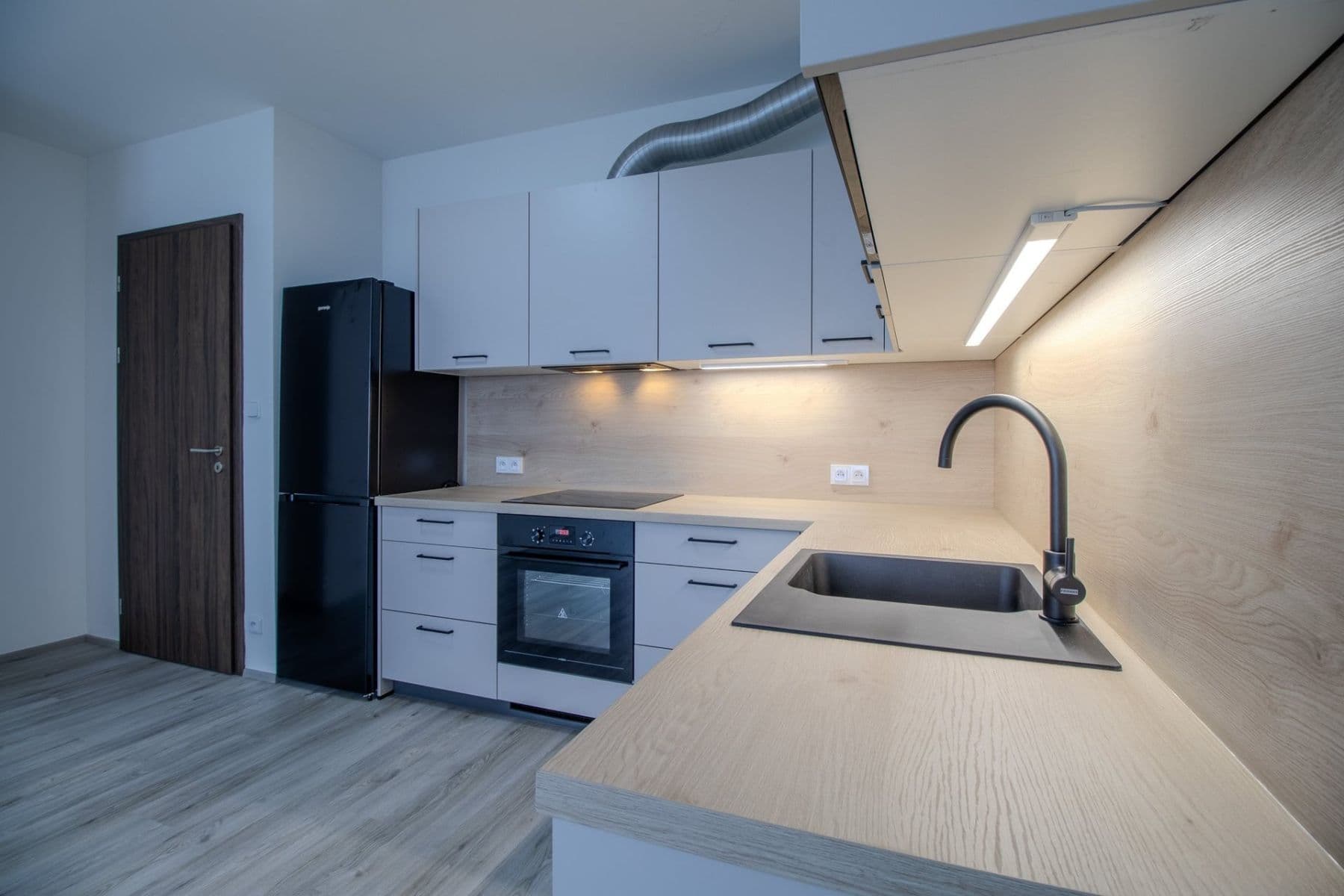 Prenájom bytu 2-izbový 54 m², Stočesova, Praha, Praha Prenájom bytu 2-izbový 54 m², Stočesova, Praha, Praha