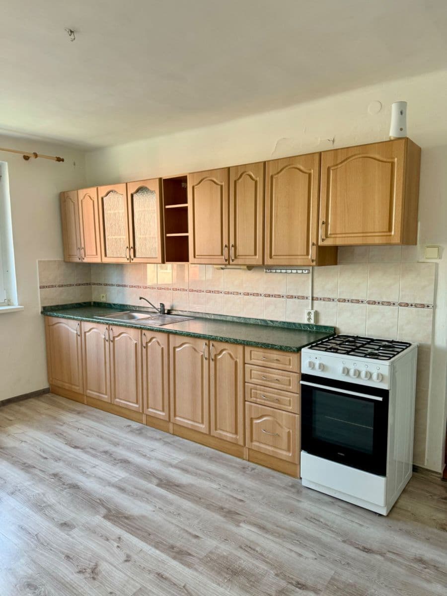 Predaj bytu 2-izbový 55 m², Zahradní, Horní Slavkov, Karlovarský kraj Predaj bytu 2-izbový 55 m², Zahradní, Horní Slavkov, Karlovarský kraj