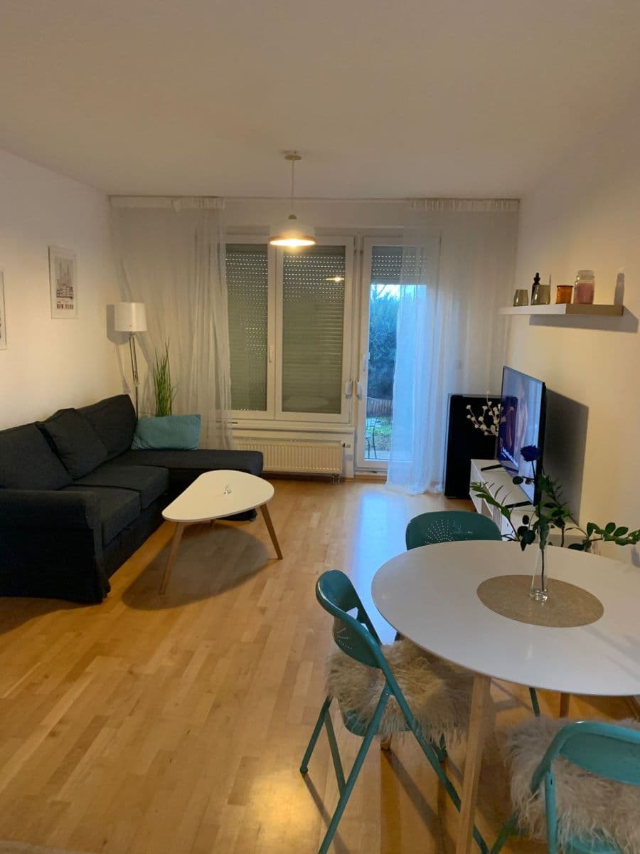 Prenájom bytu 2-izbový 55 m², Marie Podvalové, Praha, Praha Prenájom bytu 2-izbový 55 m², Marie Podvalové, Praha, Praha