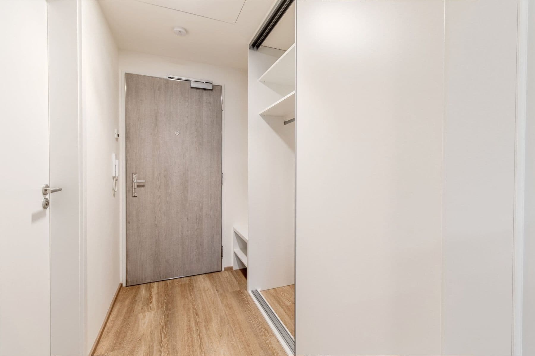 Prenájom bytu 1-izbový 30 m², Poděbradská, Praha, Praha Prenájom bytu 1-izbový 30 m², Poděbradská, Praha, Praha