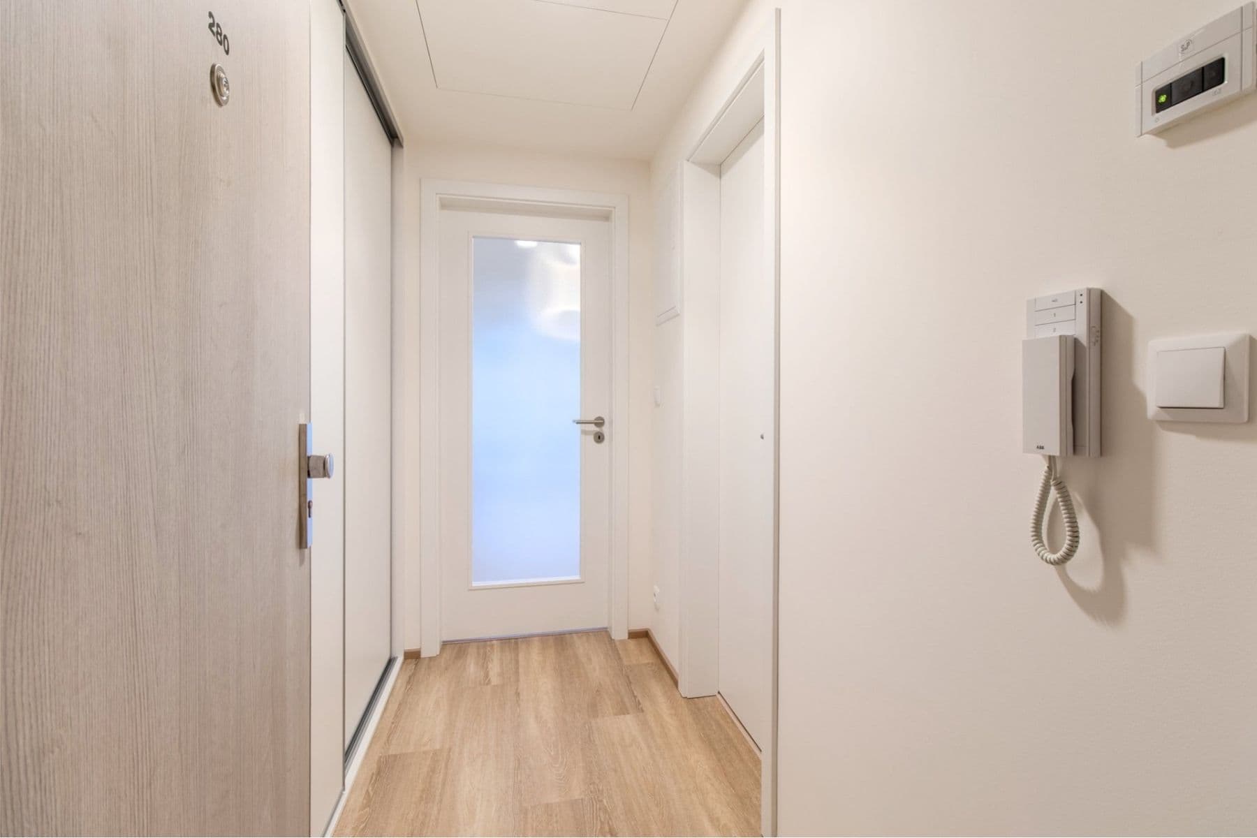 Prenájom bytu 1-izbový 30 m², Poděbradská, Praha, Praha Prenájom bytu 1-izbový 30 m², Poděbradská, Praha, Praha