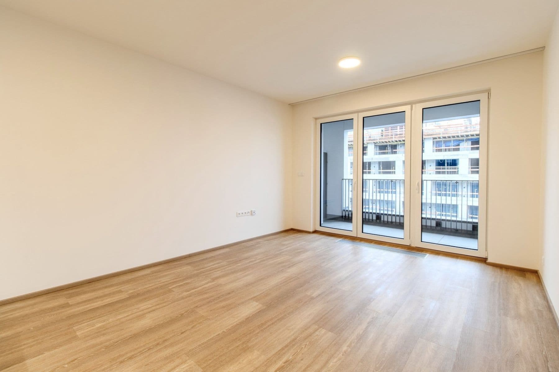 Prenájom bytu 1-izbový 30 m², Poděbradská, Praha, Praha Prenájom bytu 1-izbový 30 m², Poděbradská, Praha, Praha